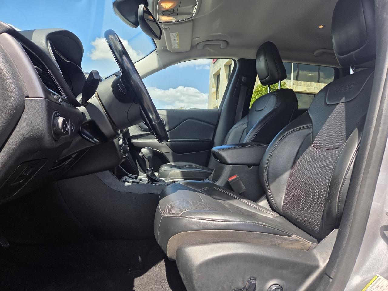 Jeep Cherokee Limited FWD 2020