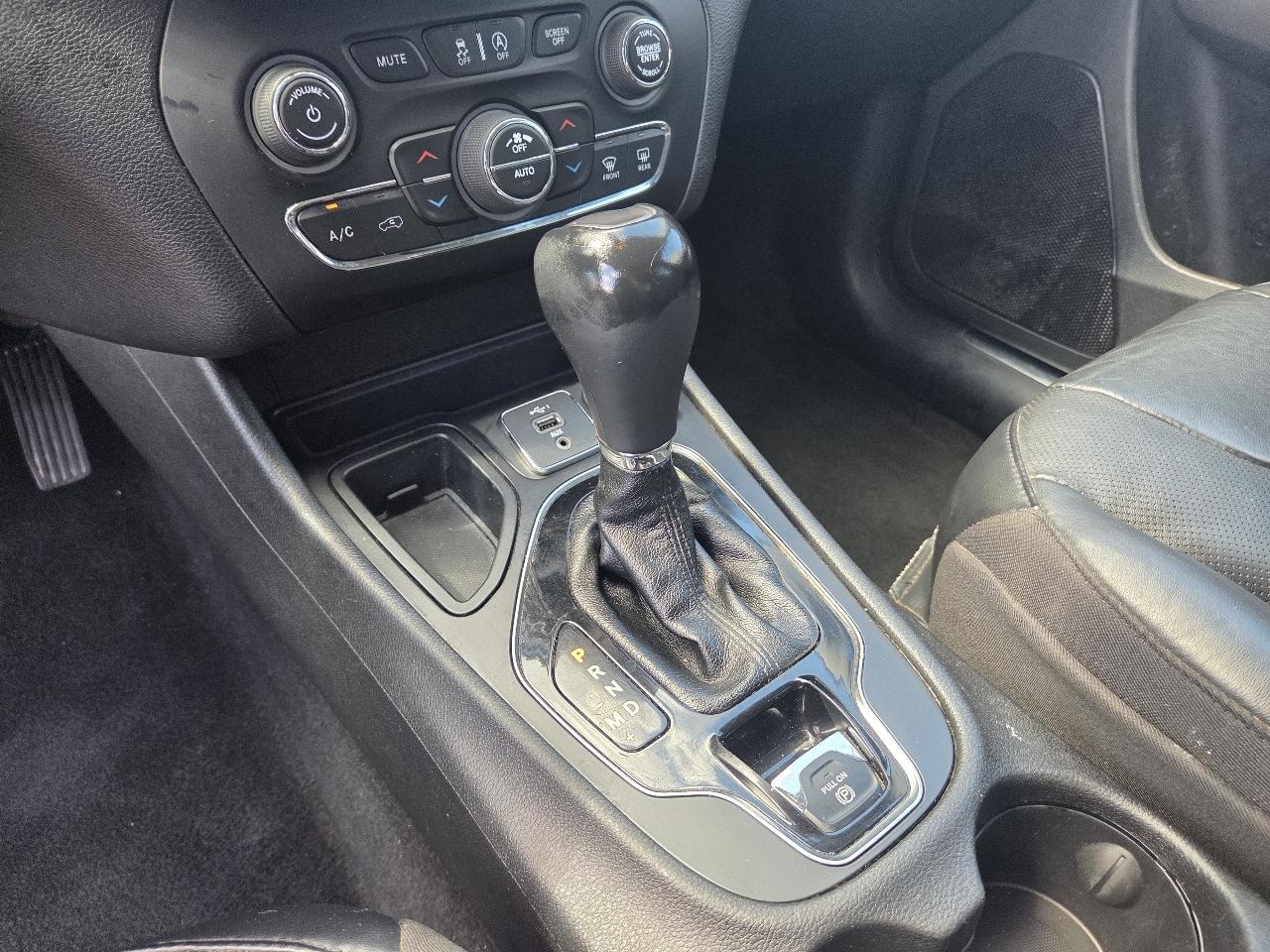 Jeep Cherokee Limited FWD 2020