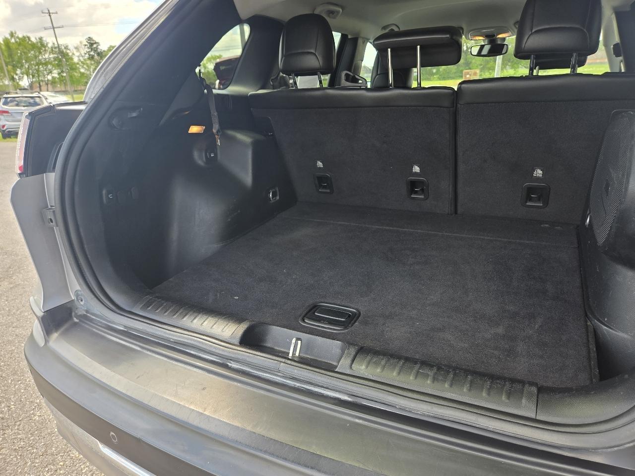 Jeep Cherokee Limited FWD 2020