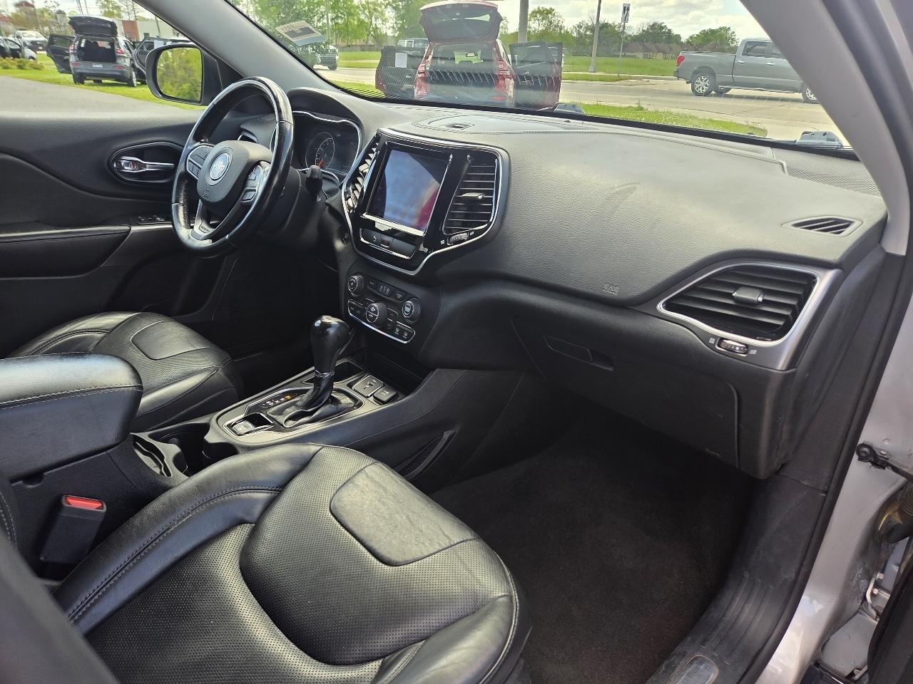 Jeep Cherokee Limited FWD 2020
