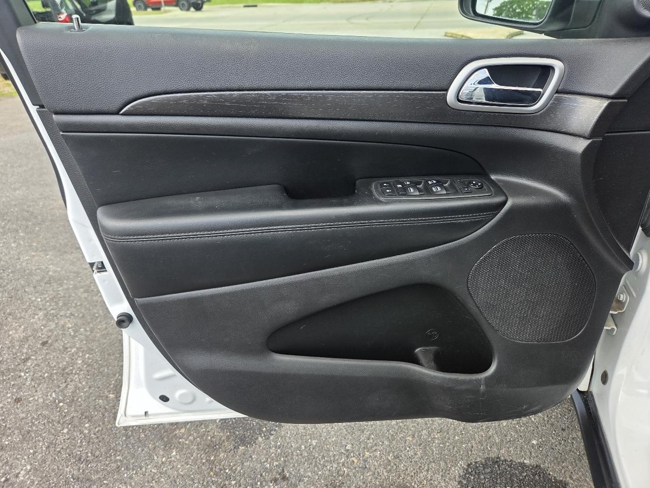 Jeep Grand Cherokee Laredo 4x4 *Ltd Avail* 2018