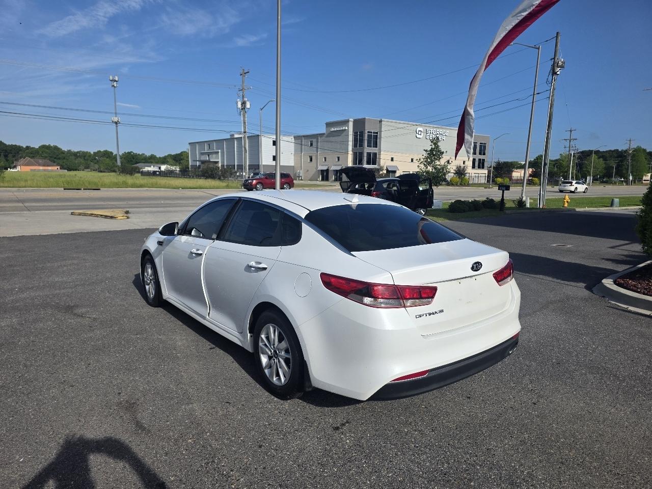Kia Optima LX Auto 2017