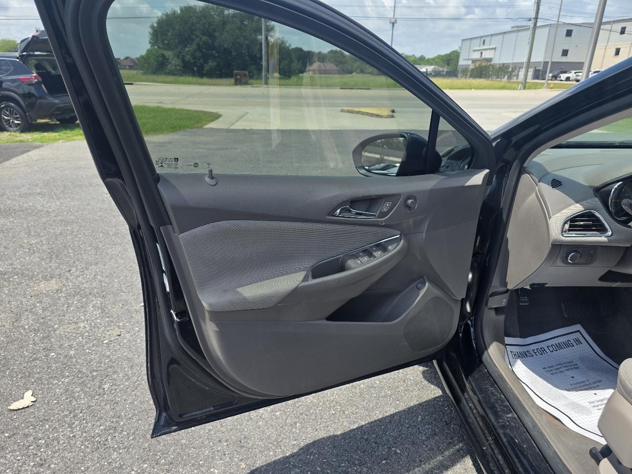 Chevrolet Cruze 4dr Sdn 1.4L LS w/1SB 2018