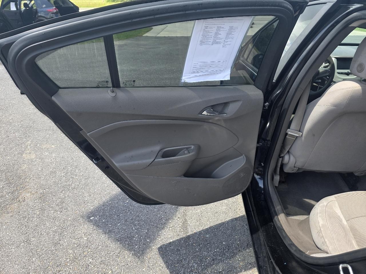 Chevrolet Cruze 4dr Sdn 1.4L LS w/1SB 2018