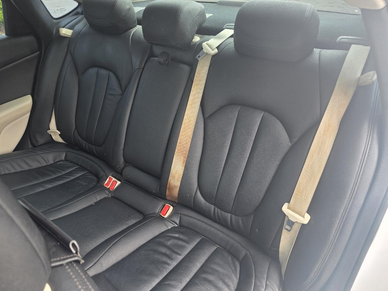 Chrysler 200 4dr Sdn Limited FWD 2016