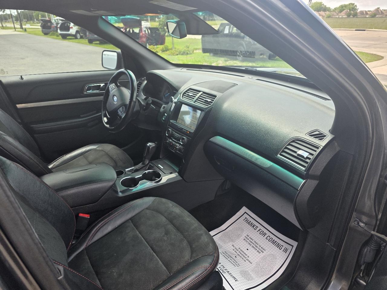 Ford Explorer XLT FWD 2018