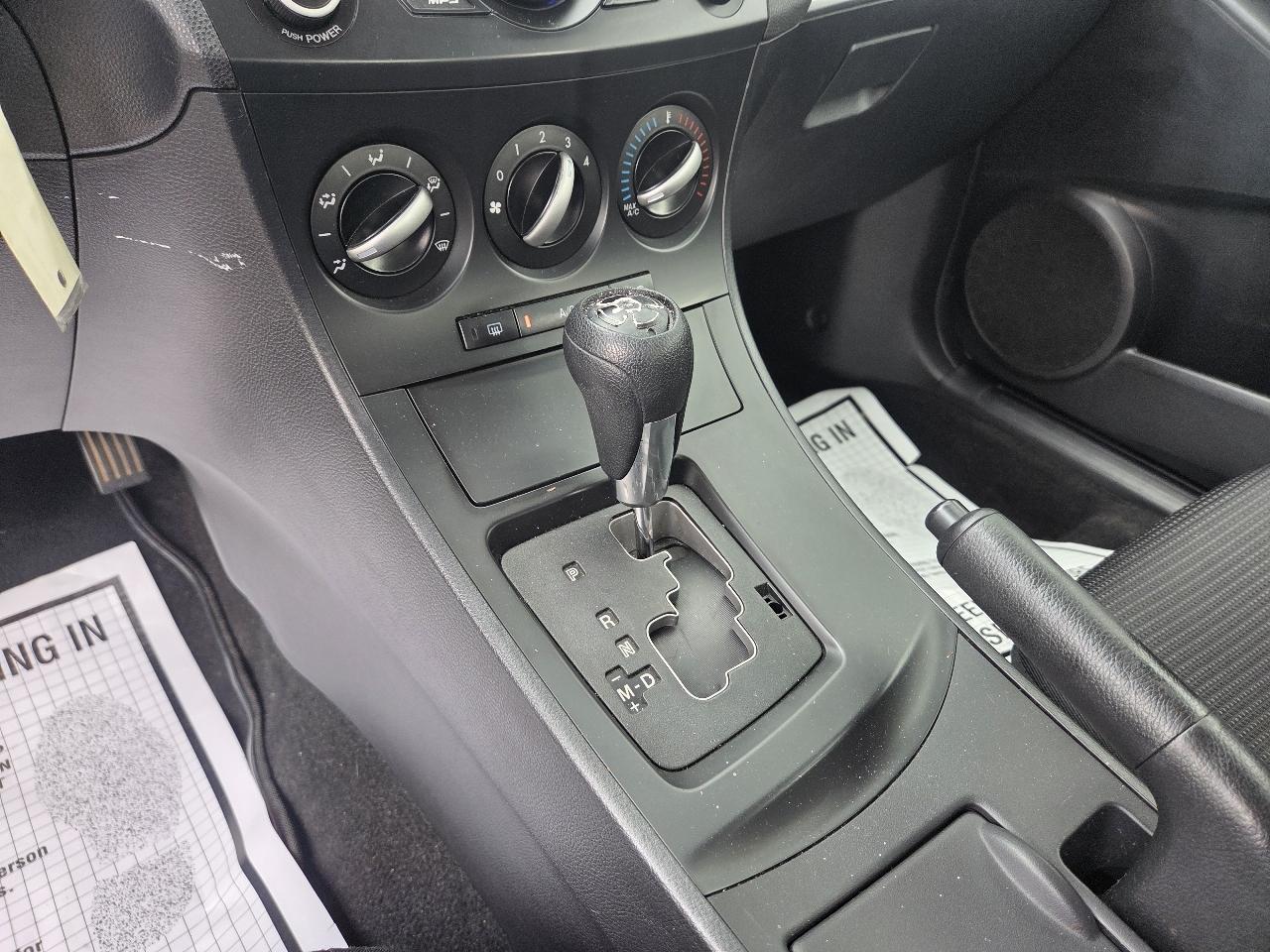 Mazda MAZDA3 4dr Sdn Auto i Sport 2013