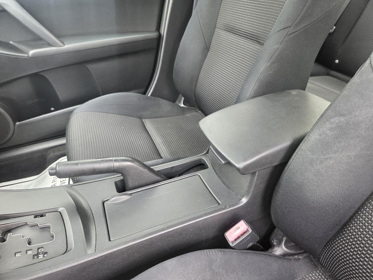 Mazda MAZDA3 4dr Sdn Auto i Sport 2013