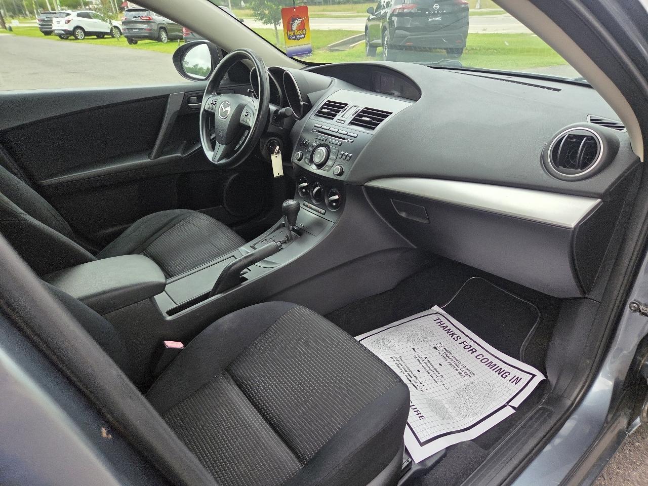 Mazda MAZDA3 4dr Sdn Auto i Sport 2013