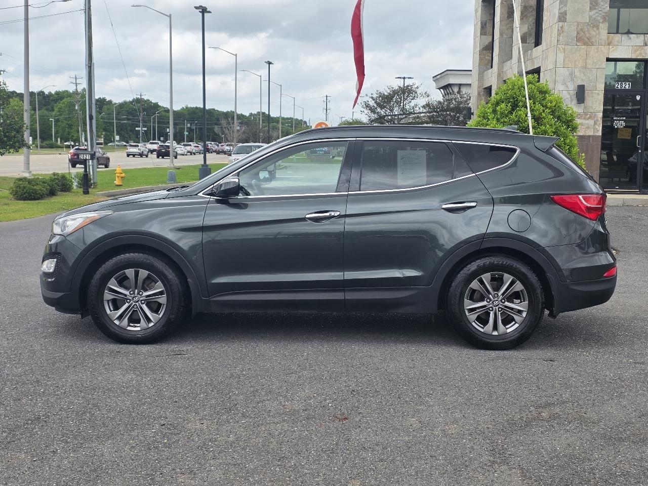 Hyundai Santa Fe FWD 4dr Sport 2013