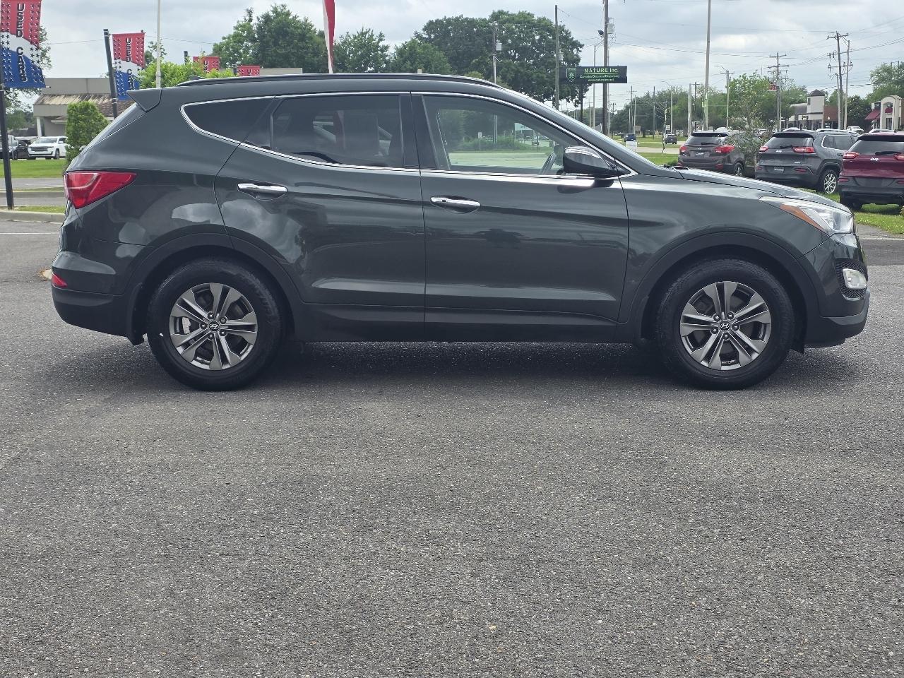 Hyundai Santa Fe FWD 4dr Sport 2013