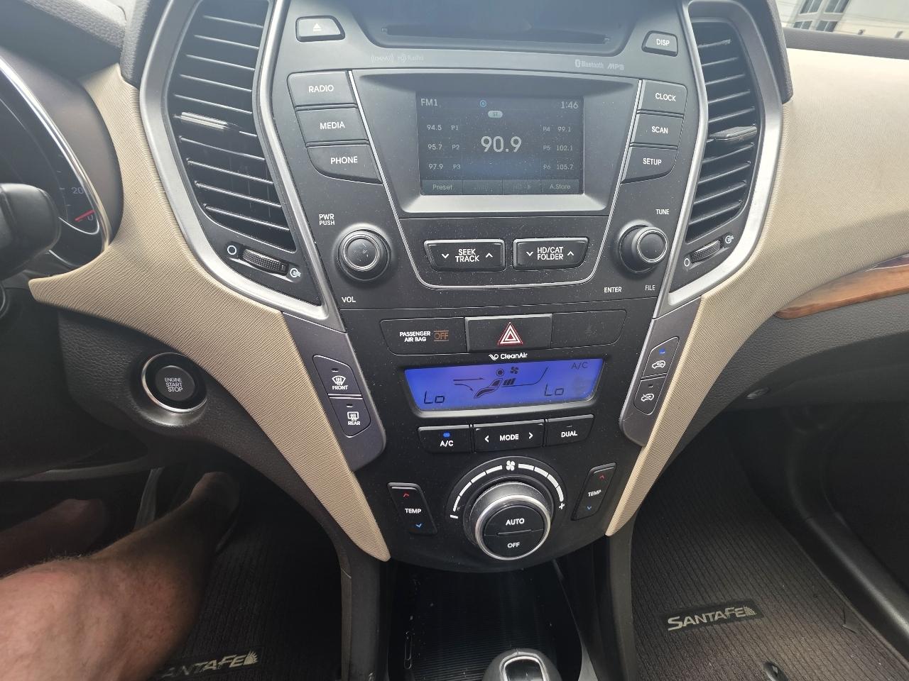 Hyundai Santa Fe FWD 4dr Sport 2013