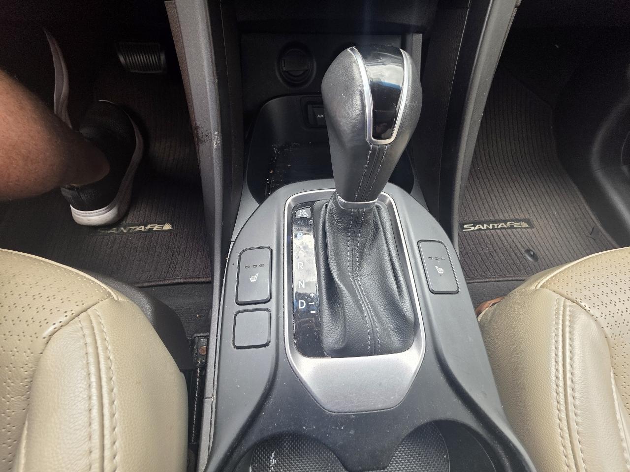 Hyundai Santa Fe FWD 4dr Sport 2013