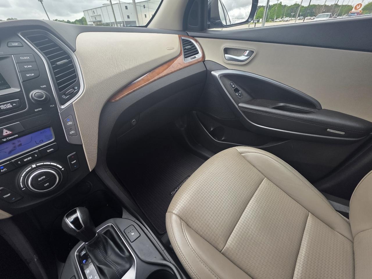 Hyundai Santa Fe FWD 4dr Sport 2013