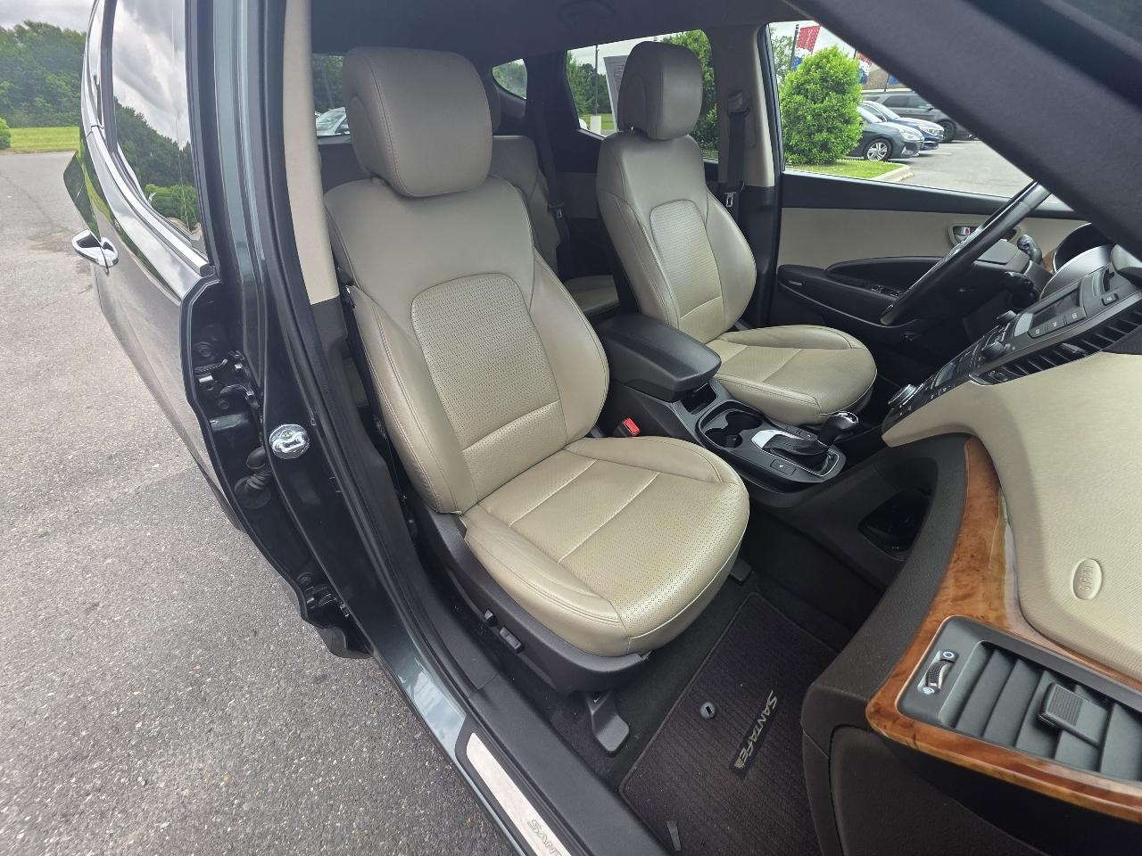 Hyundai Santa Fe FWD 4dr Sport 2013