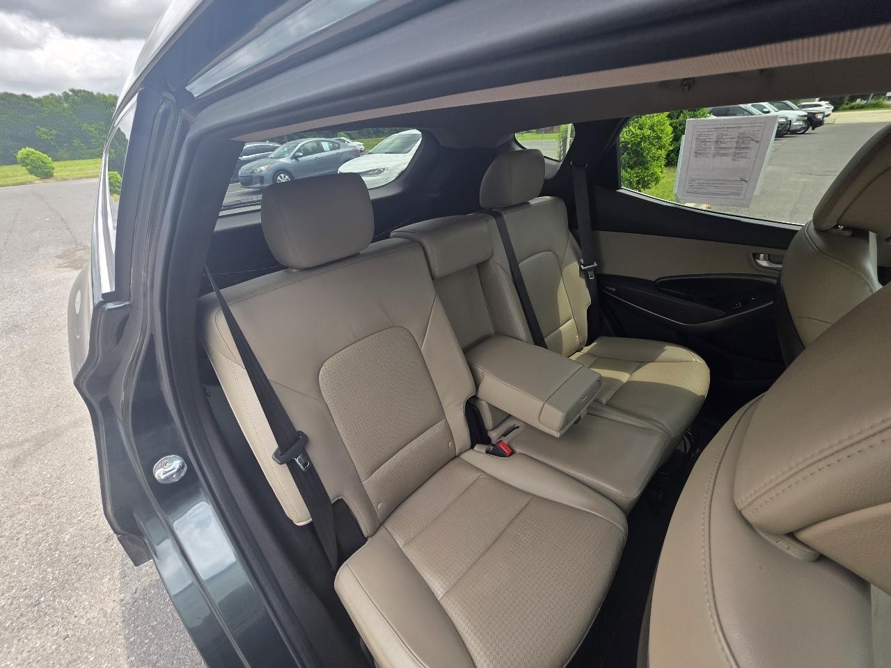 Hyundai Santa Fe FWD 4dr Sport 2013