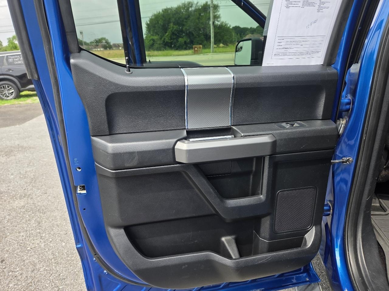 Ford F-150 XLT 2WD SuperCrew 5.5' Box 2017