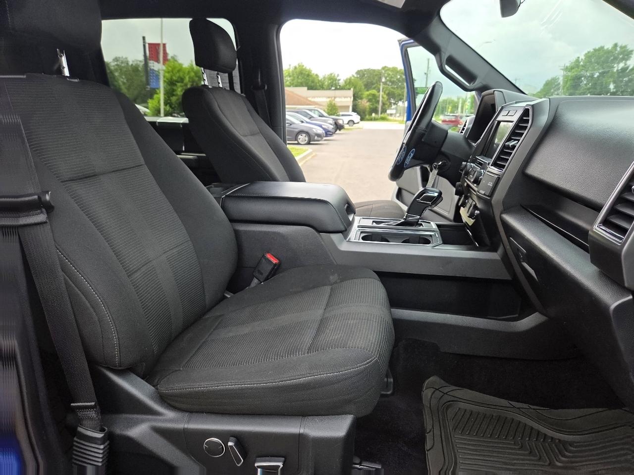 Ford F-150 XLT 2WD SuperCrew 5.5' Box 2017