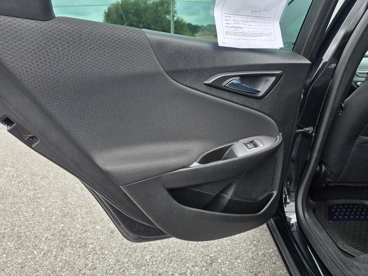Chevrolet Malibu 4dr Sdn LS w/1LS 2018