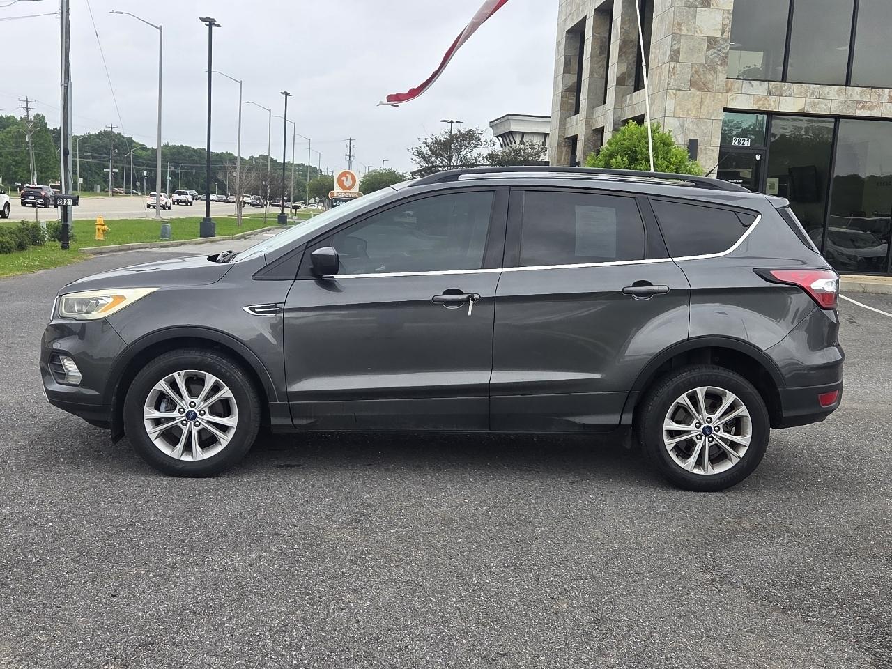 Ford Escape SE FWD 2017
