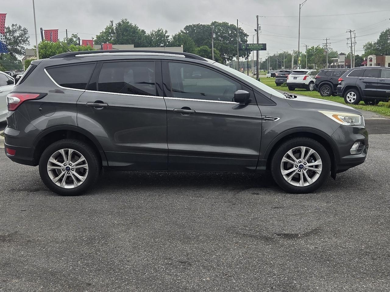 Ford Escape SE FWD 2017