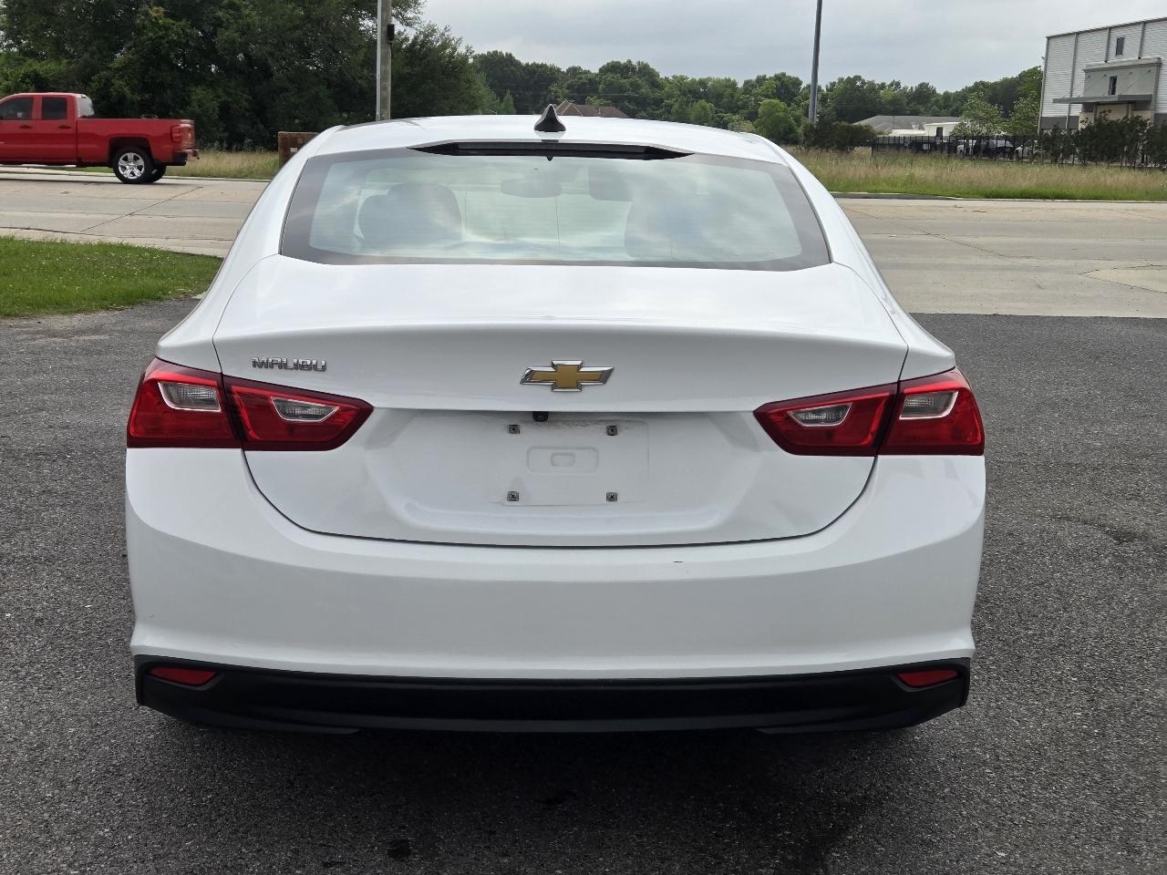 Chevrolet Malibu 4dr Sdn LS w/1FL 2023