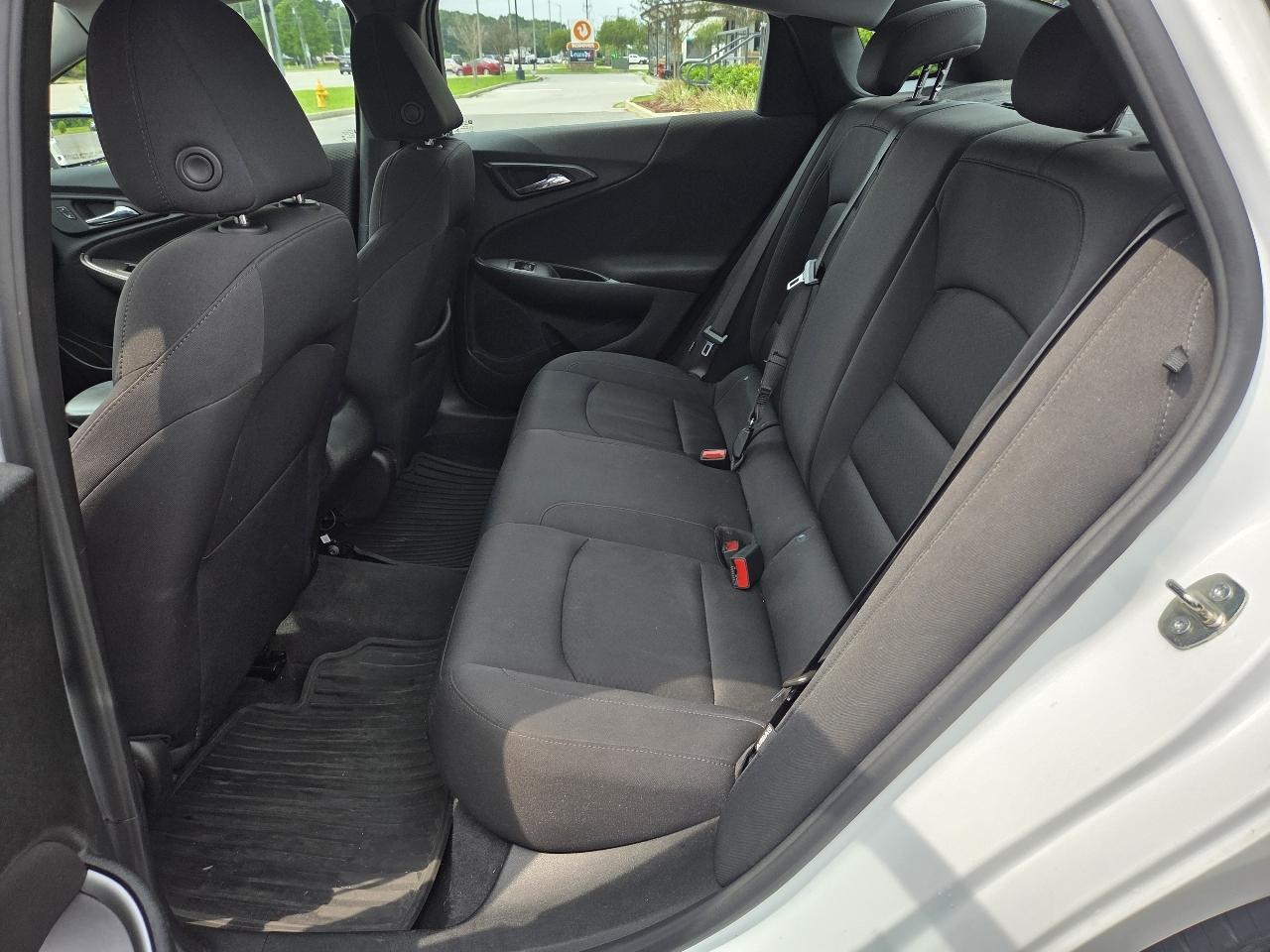 Chevrolet Malibu 4dr Sdn LS w/1FL 2023