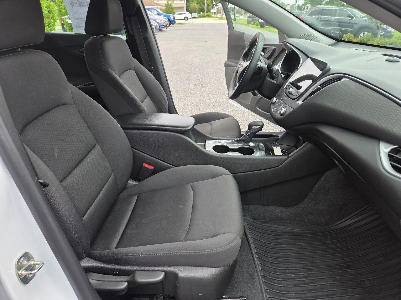 Chevrolet Malibu 4dr Sdn LS w/1FL 2023