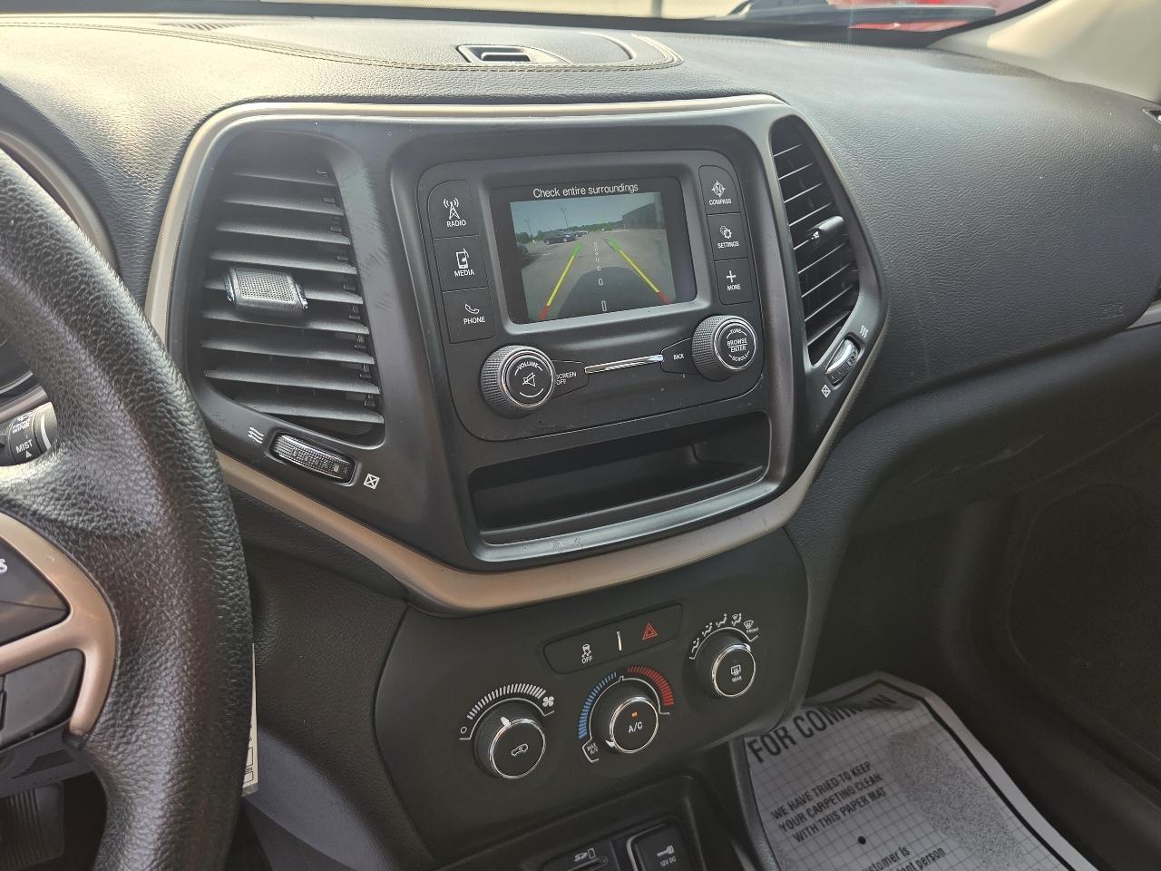 Jeep Cherokee FWD 4dr Sport 2016