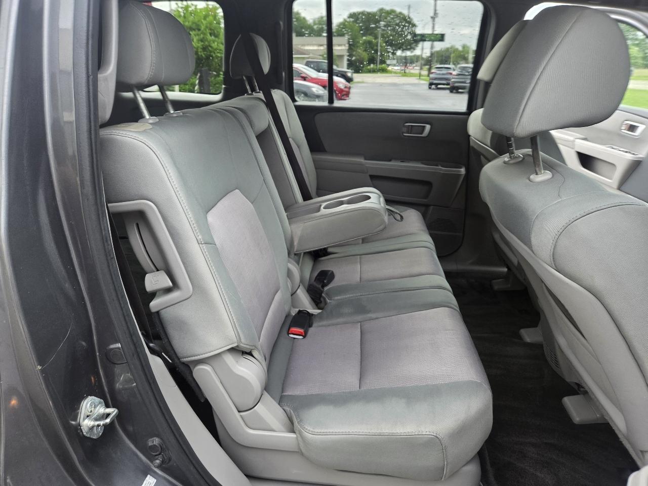 Honda Pilot 2WD 4dr EX 2011