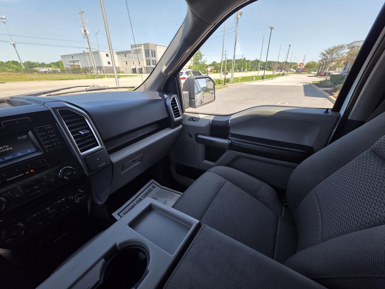 Ford F-150 2WD SuperCrew 150" XLT 2015