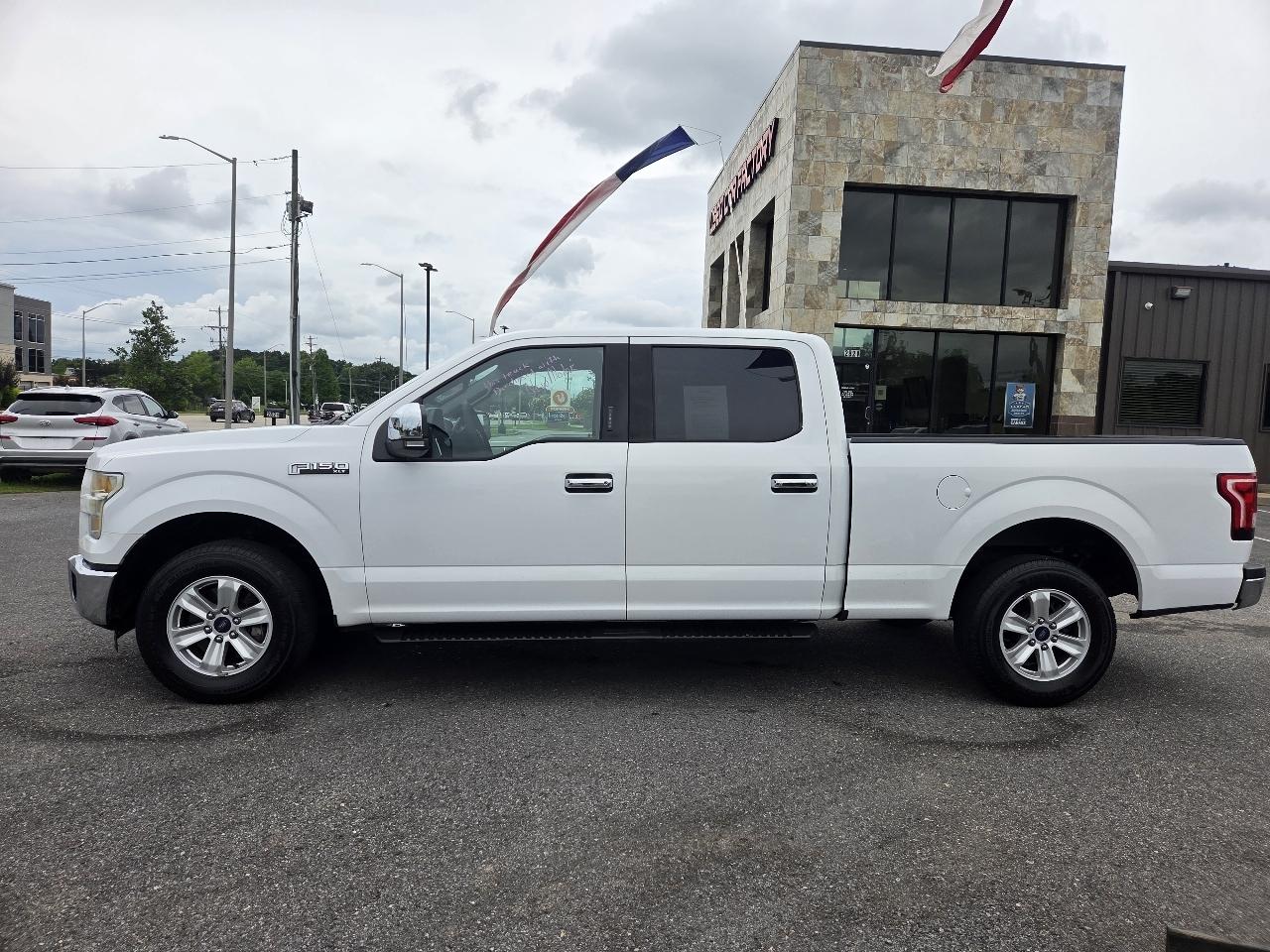 Ford F-150 2WD SuperCrew 157" XLT 2015