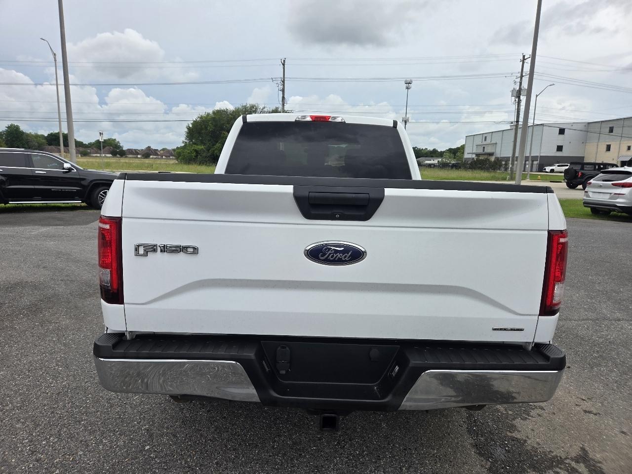 Ford F-150 2WD SuperCrew 157" XLT 2015