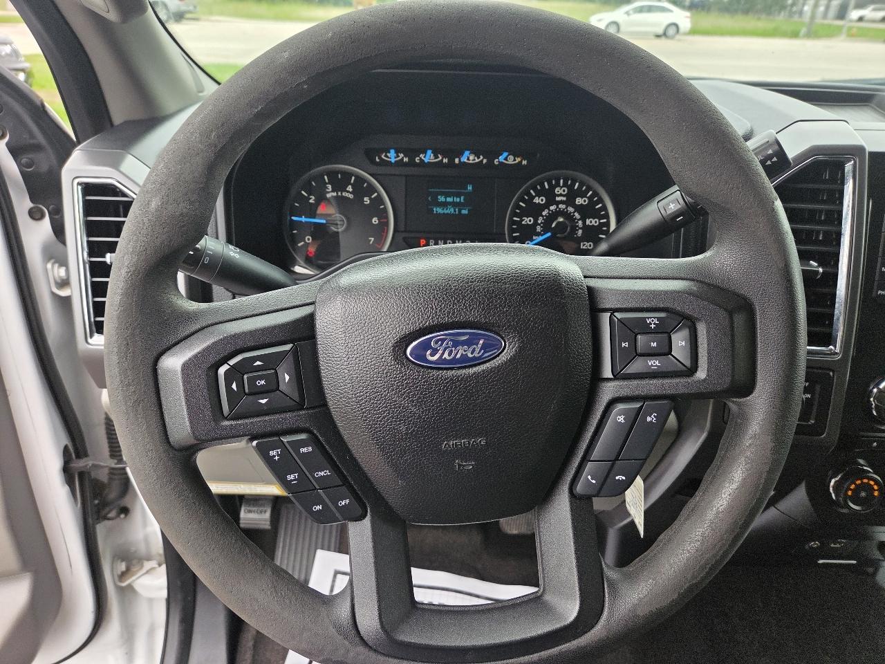 Ford F-150 2WD SuperCrew 157" XLT 2015