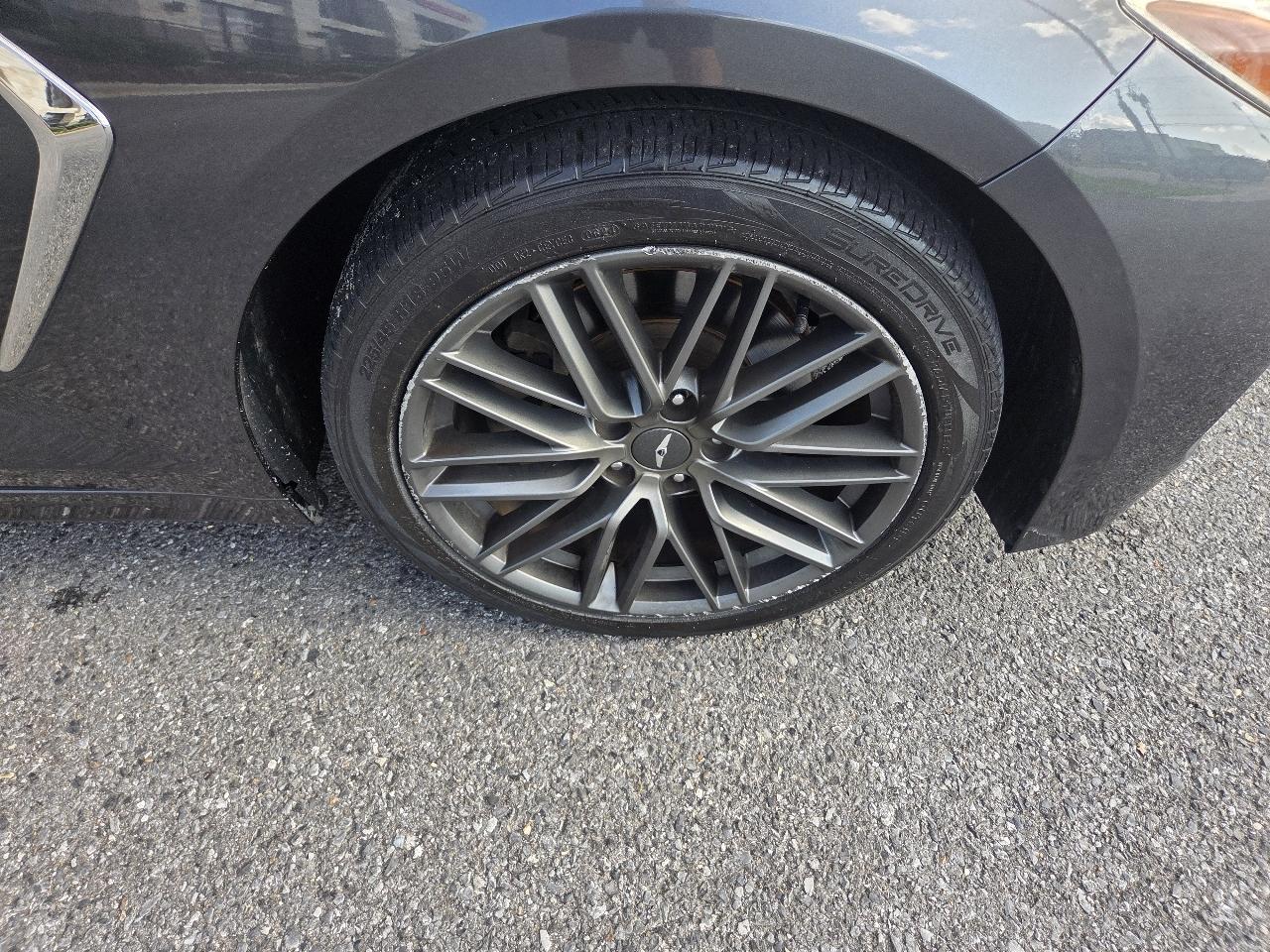 Genesis G70 2.0T Advanced RWD 2019