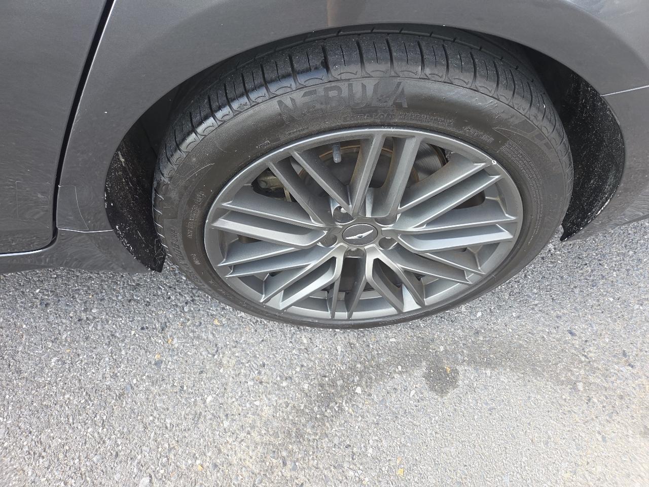 Genesis G70 2.0T Advanced RWD 2019