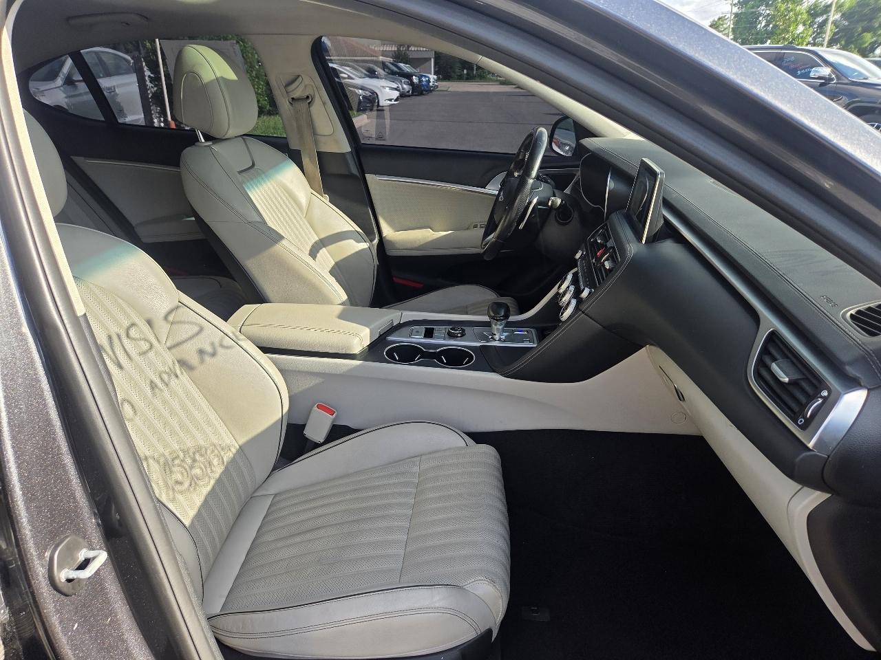 Genesis G70 2.0T Advanced RWD 2019