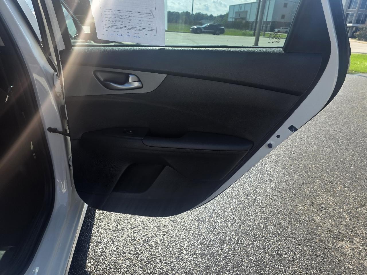 Kia Forte LXS IVT 2021