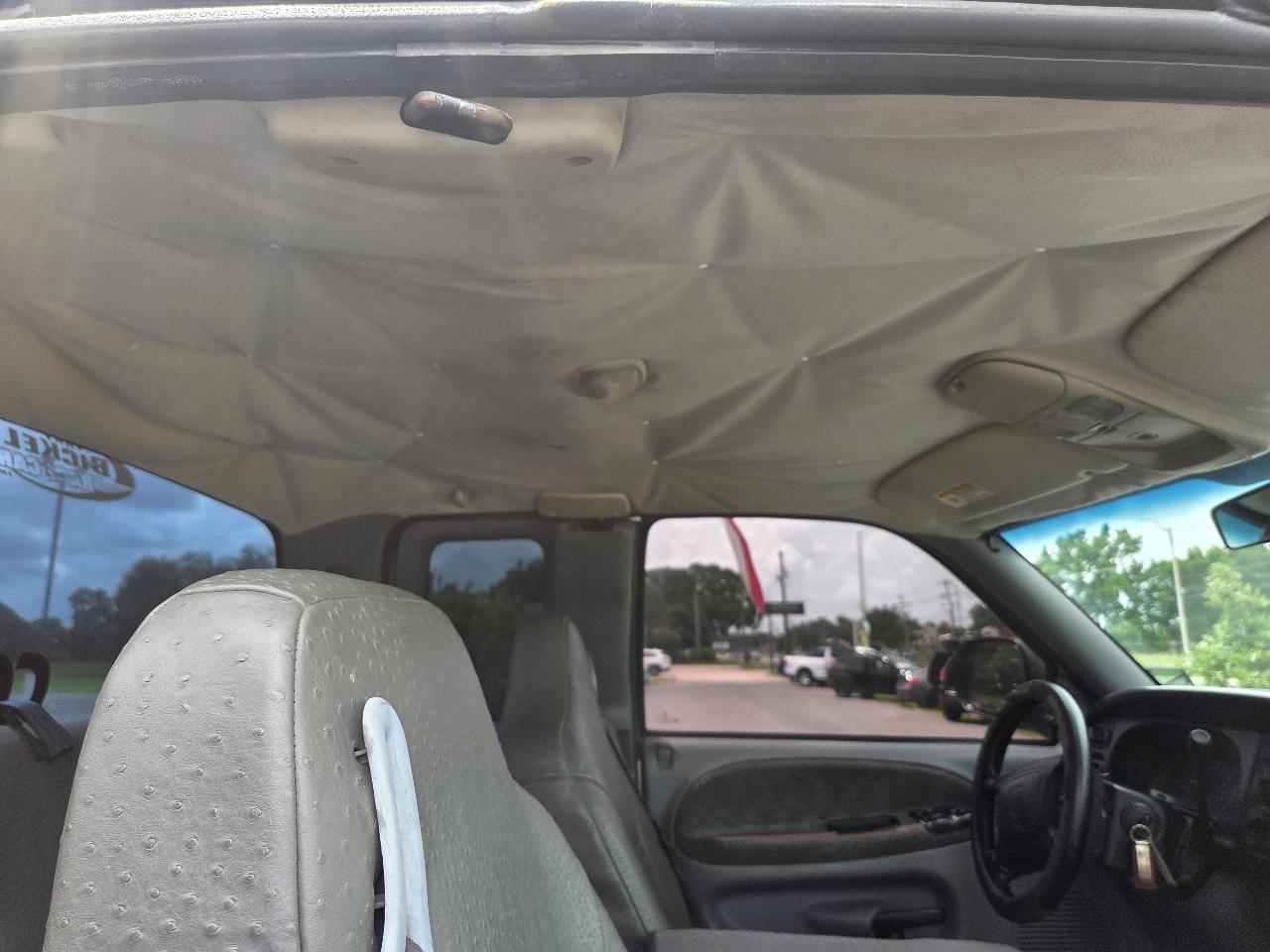 Dodge Ram 1500 4dr Quad Cab 139" WB 4WD 2001