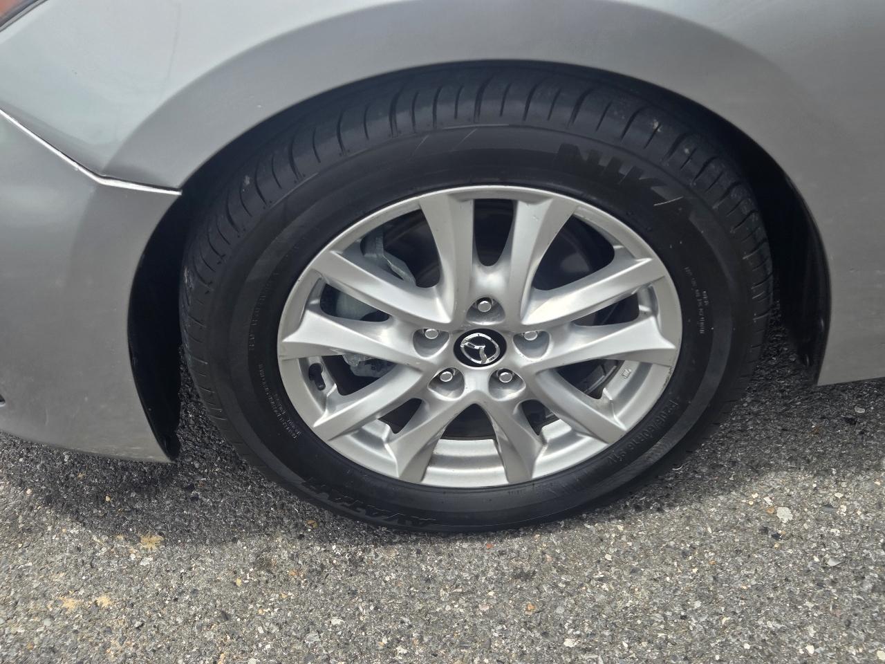 Mazda MAZDA3 4dr Sdn Auto i Touring 2015