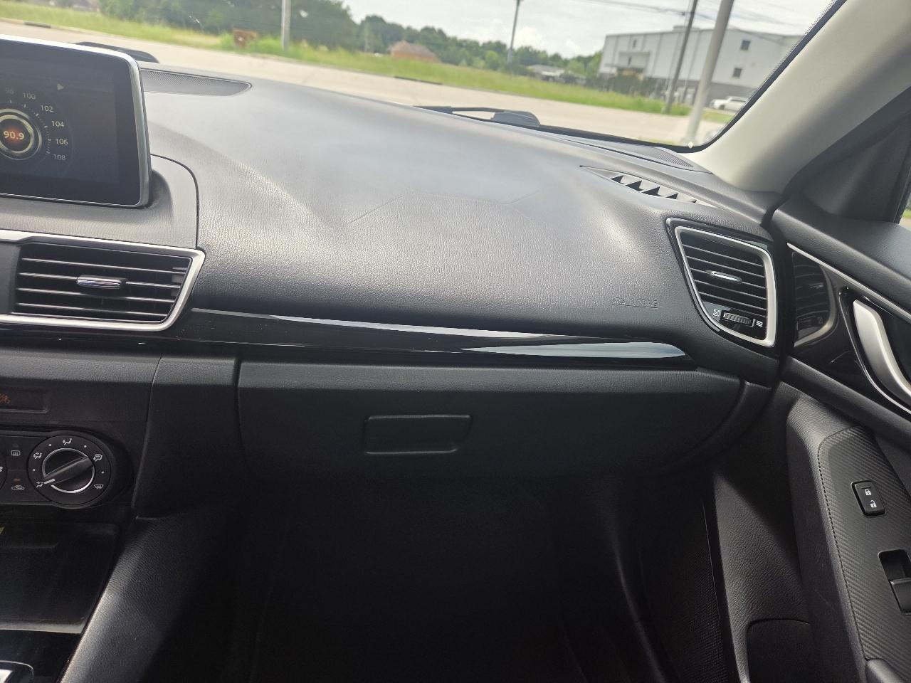 Mazda MAZDA3 4dr Sdn Auto i Touring 2015