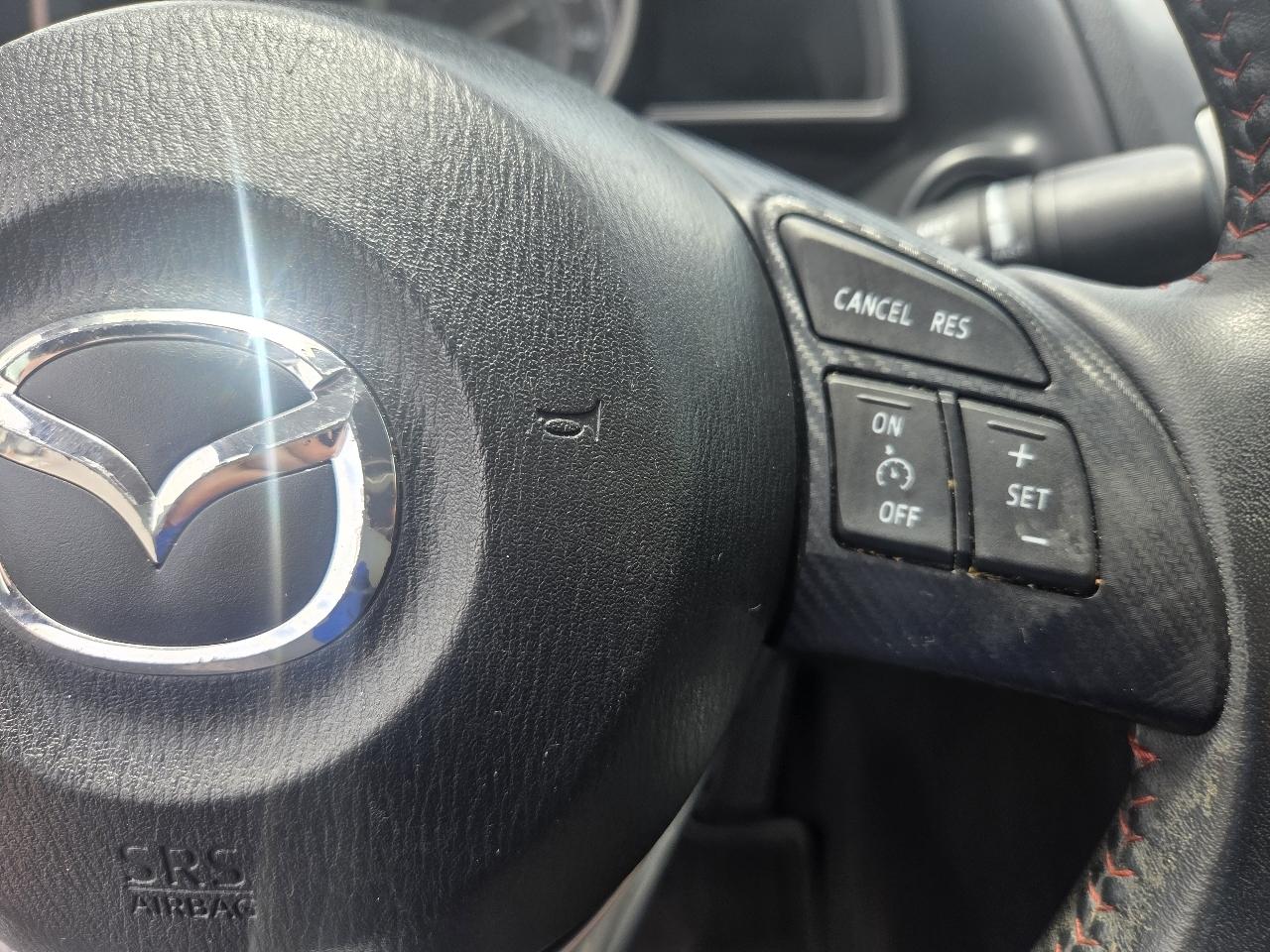 Mazda MAZDA3 4dr Sdn Auto i Touring 2015