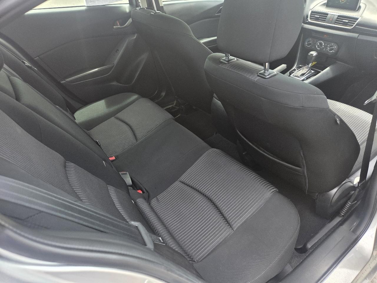 Mazda MAZDA3 4dr Sdn Auto i Touring 2015