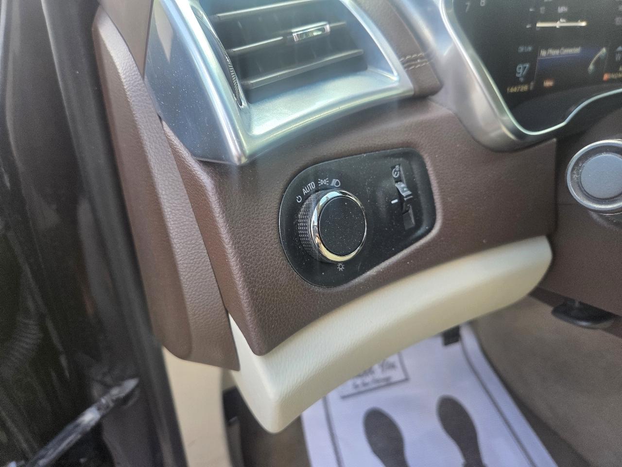 Cadillac SRX FWD 4dr Luxury Collection 2015