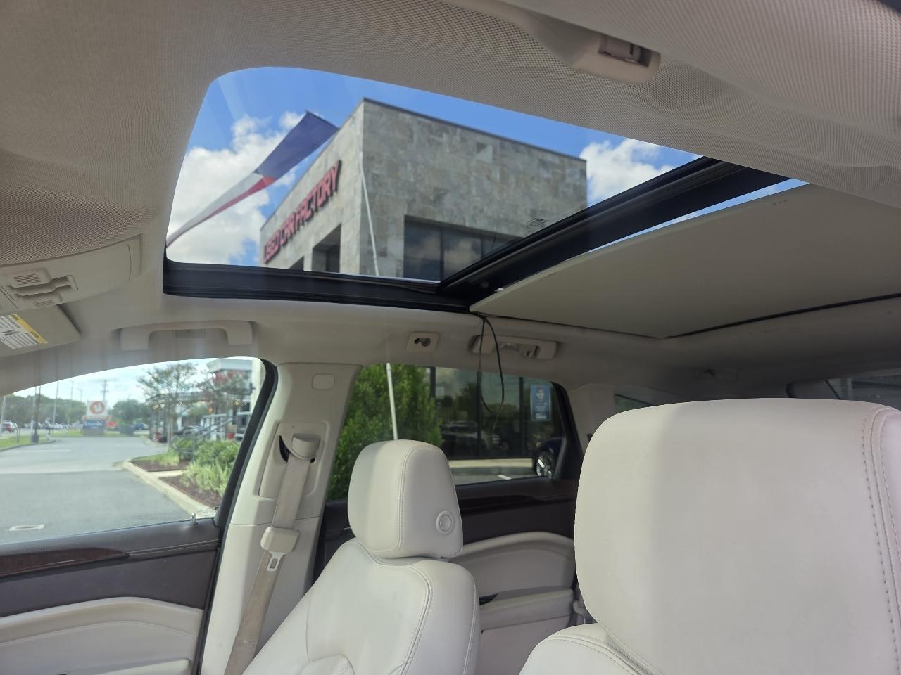 Cadillac SRX FWD 4dr Luxury Collection 2015