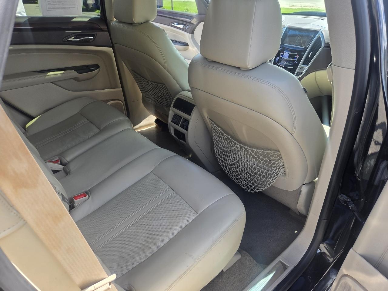 Cadillac SRX FWD 4dr Luxury Collection 2015