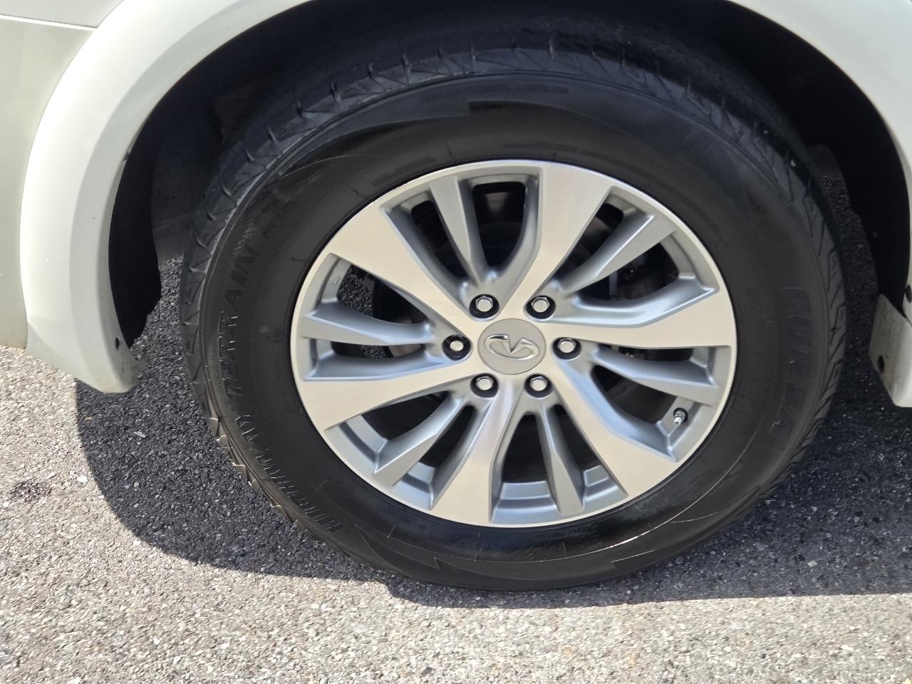 Infiniti QX80 2WD 4dr 2016
