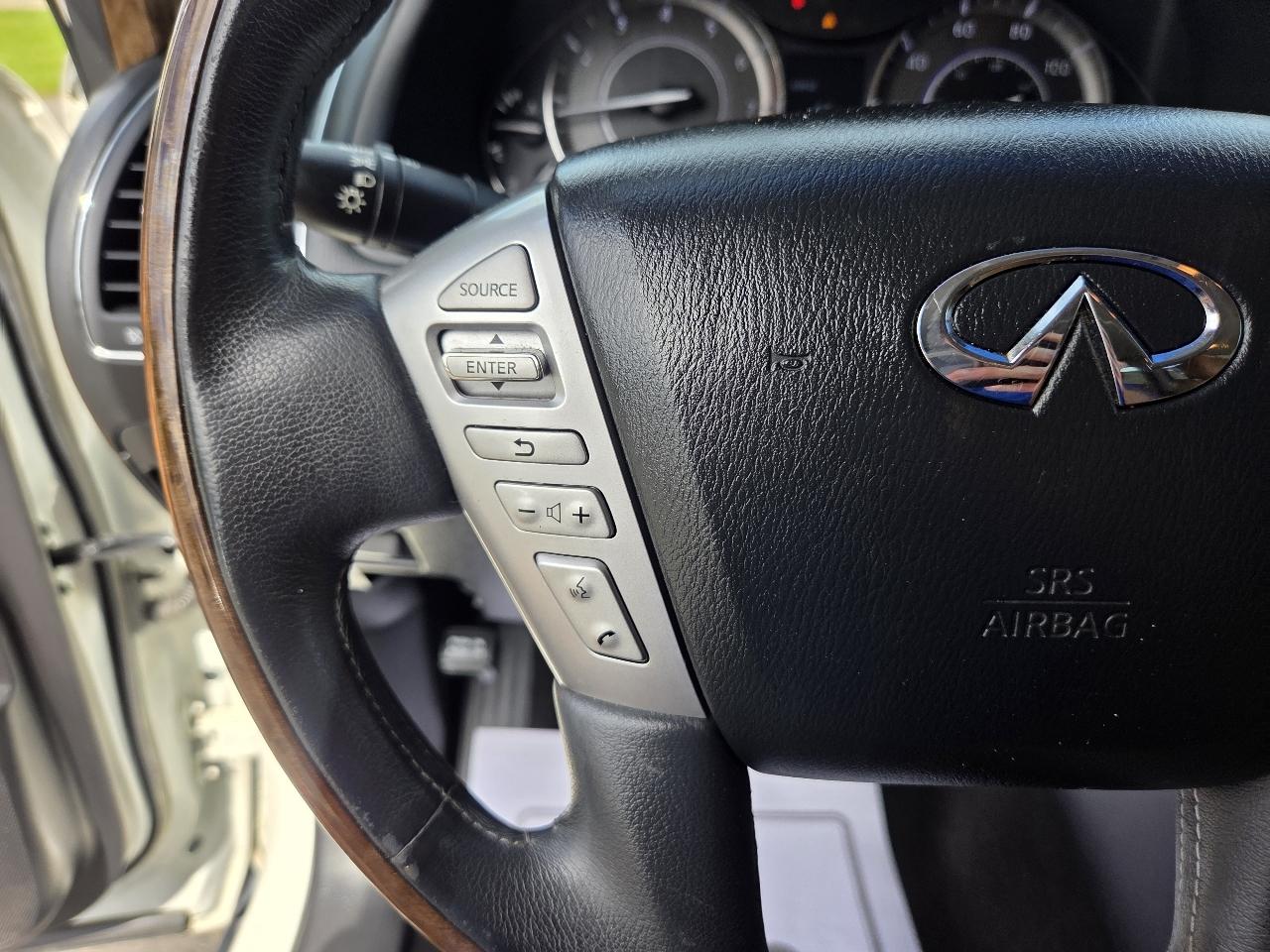 Infiniti QX80 2WD 4dr 2016