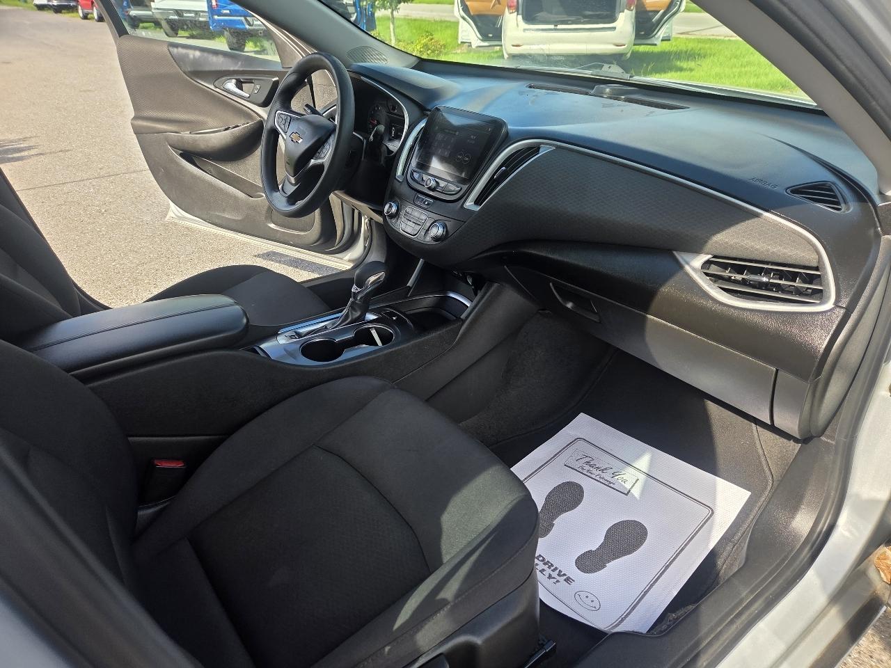 Chevrolet Malibu 4dr Sdn LT 2022