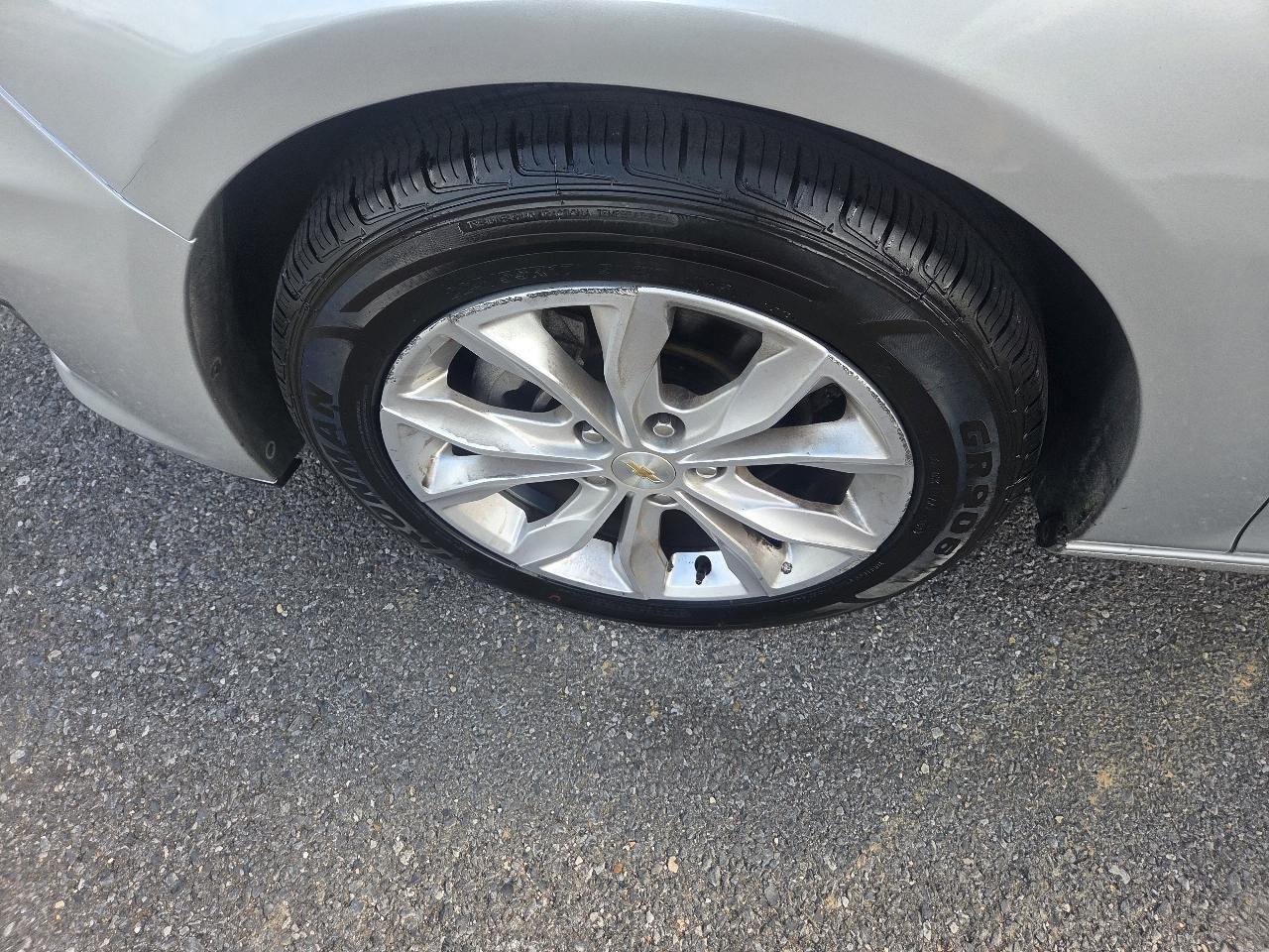Chevrolet Malibu 4dr Sdn LT 2022